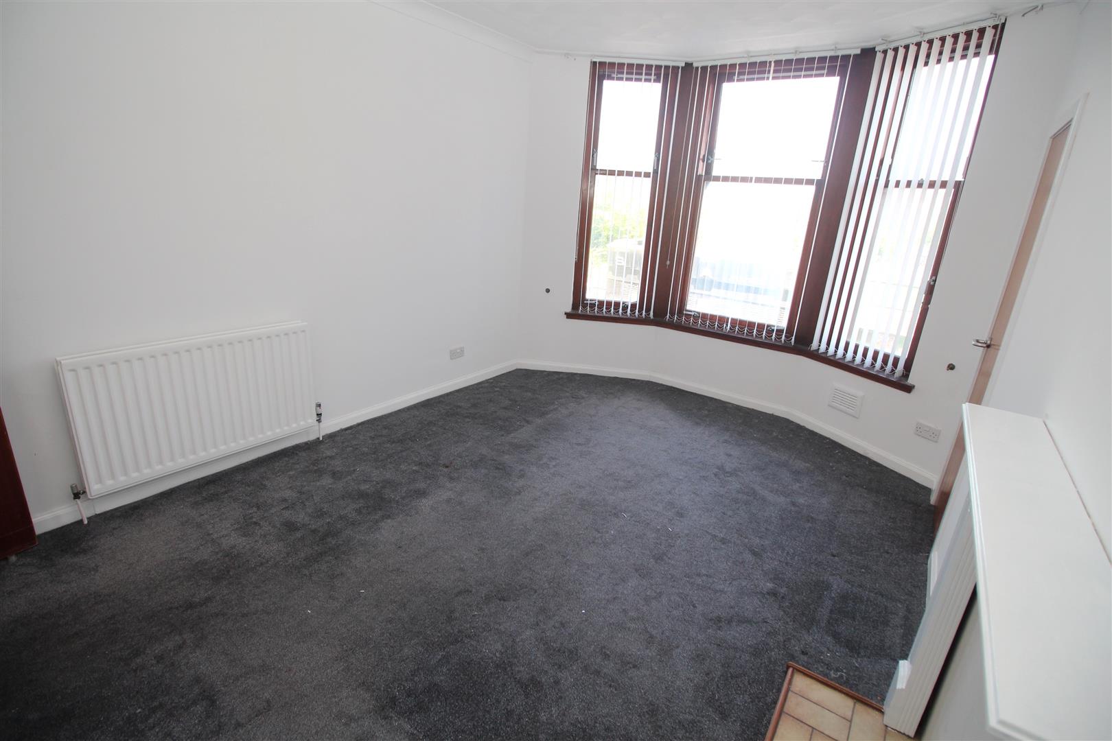 Flat Newton Street in Greenock