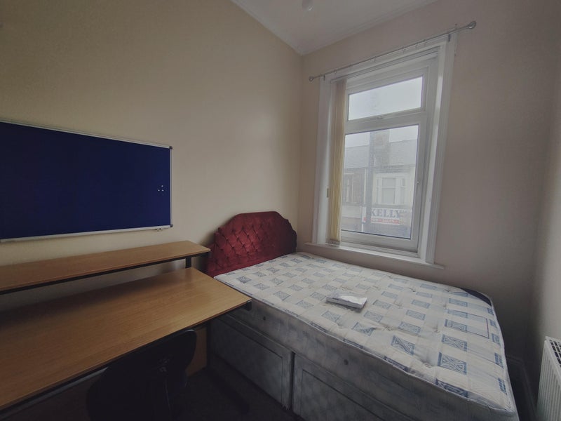 Room Chester Road in Sunderland