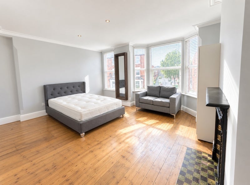 Room Colwick Road in Nottingham