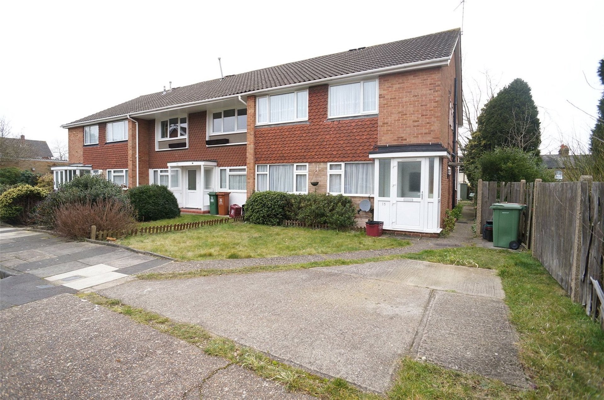 Flat Lydd Close in Greater London
