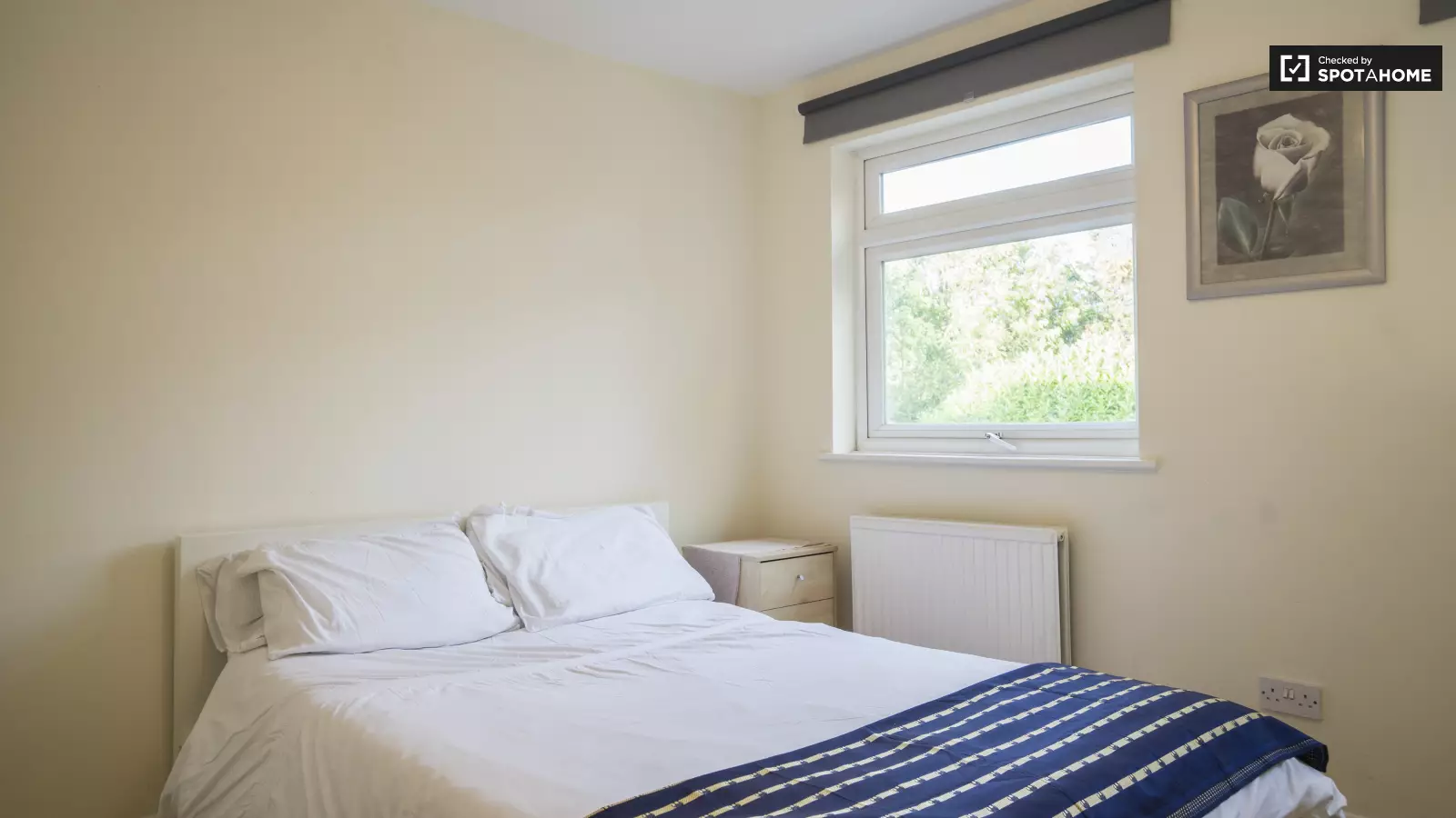 Flat Aspen Close in Greater London