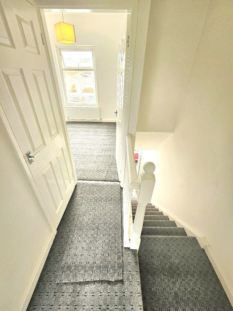 House Heald Avenue in Manchester