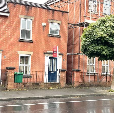 House Greenheys Lane West in Manchester