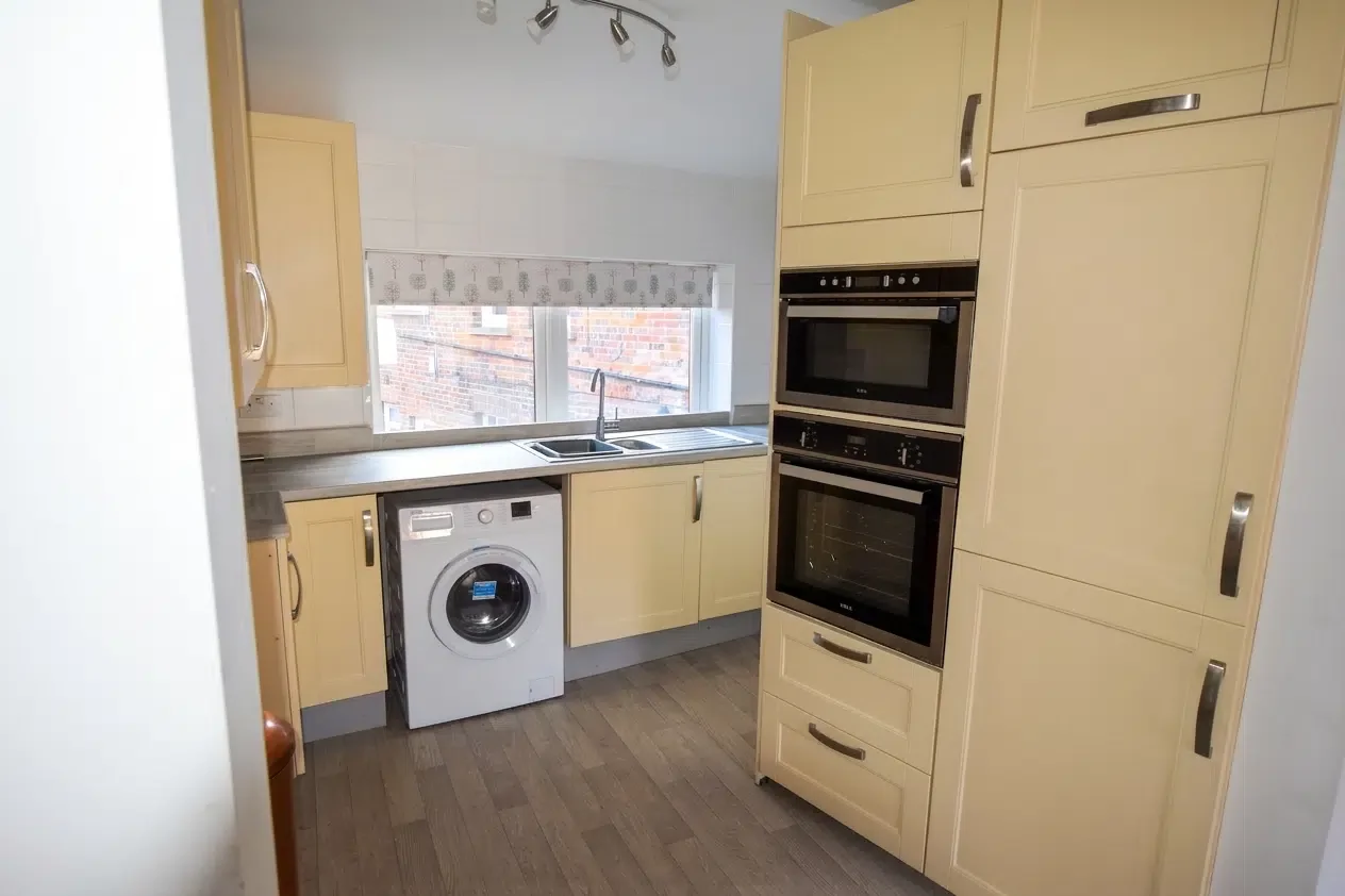 Flat Duke Street in Princes Risborough