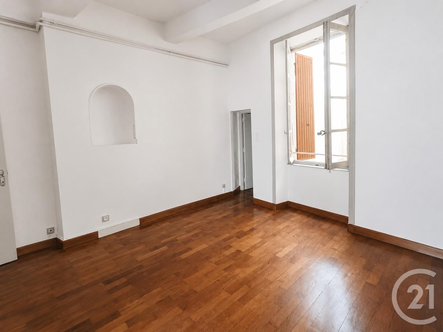 Appartement Rue de la République à Bagnols-sur-Cèze