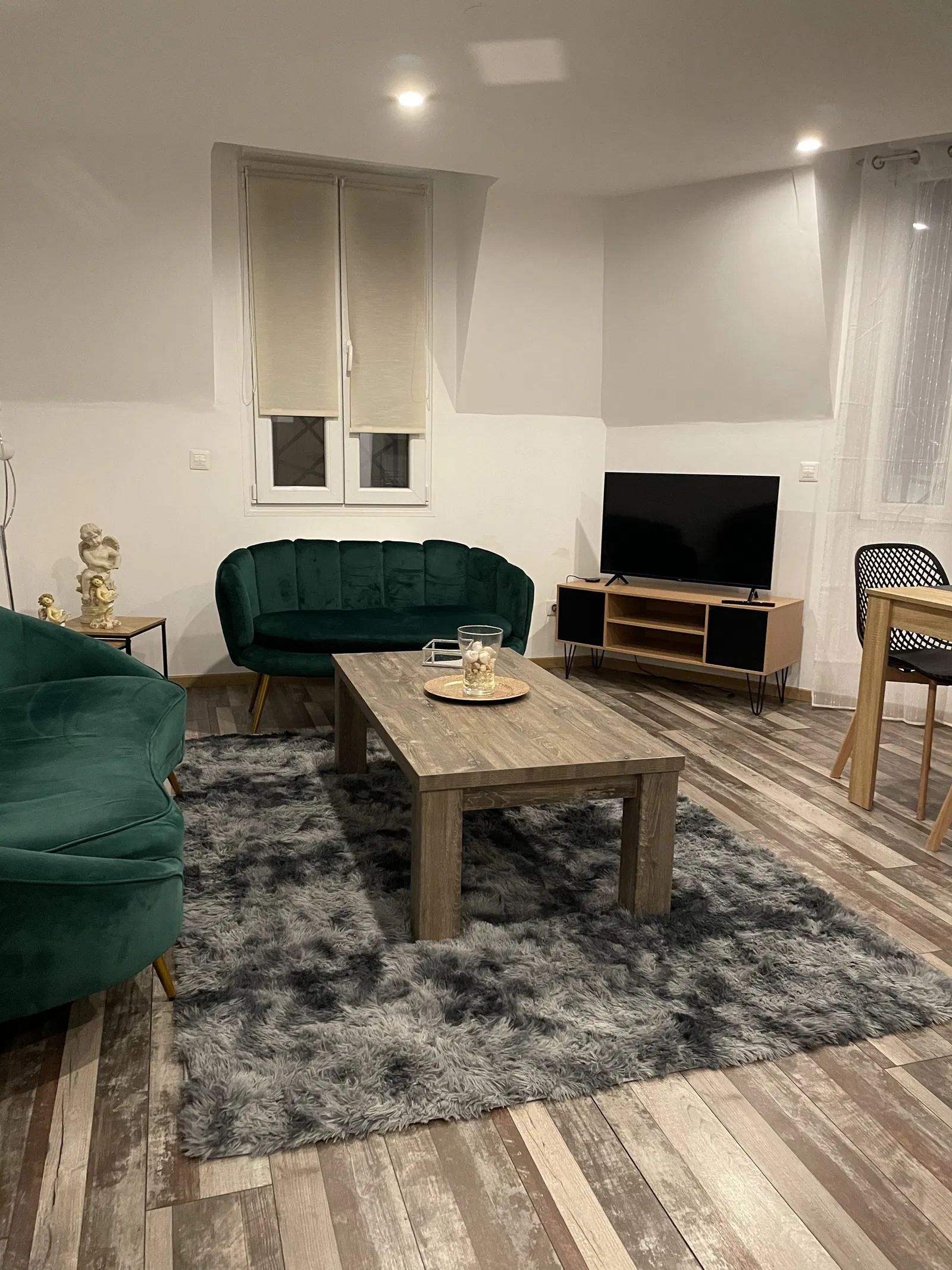 Room Rue de Rome in Dugny