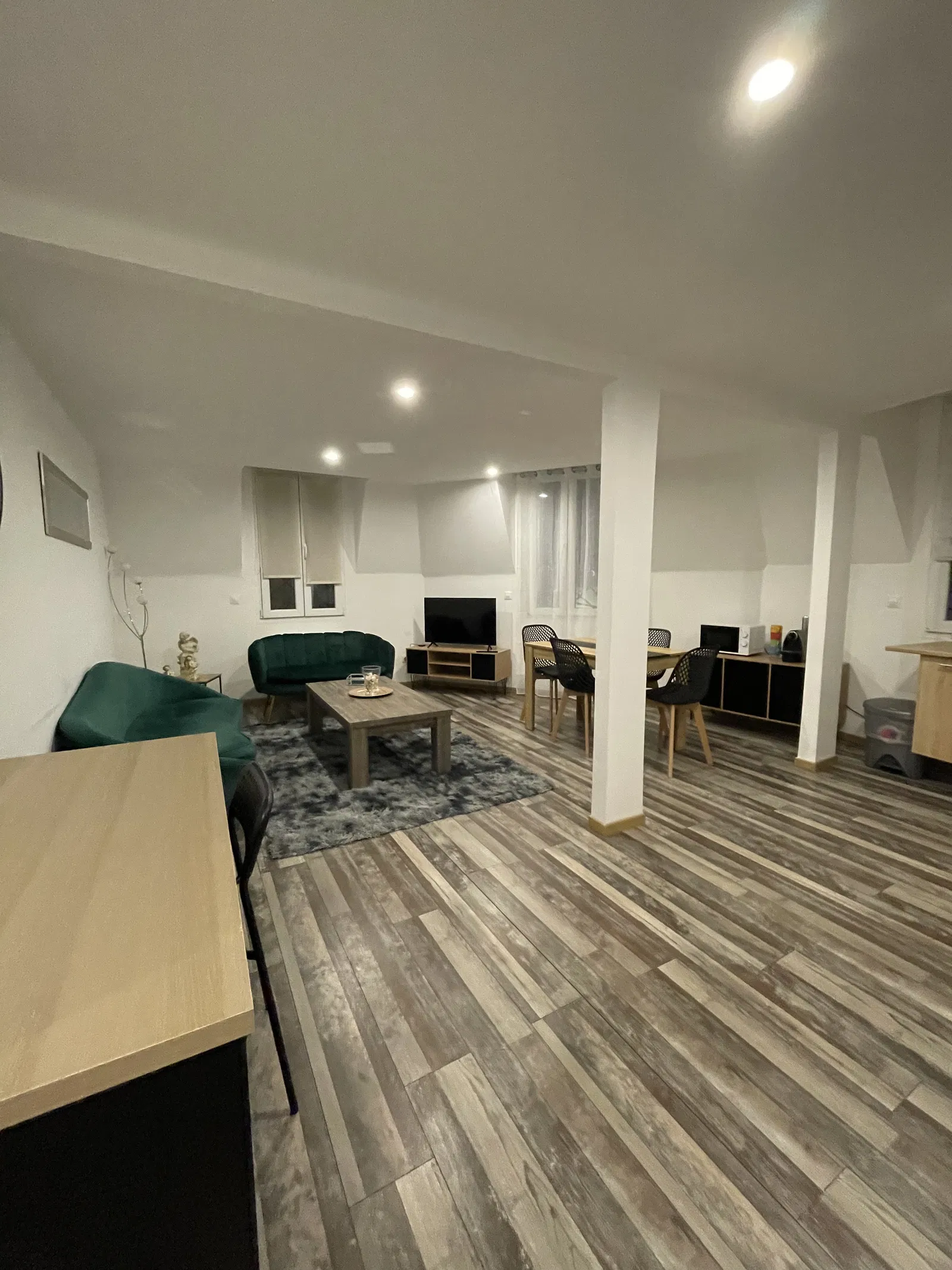 Room Rue de Rome in Dugny