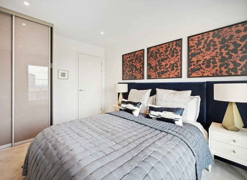 Flat York Way in Greater London
