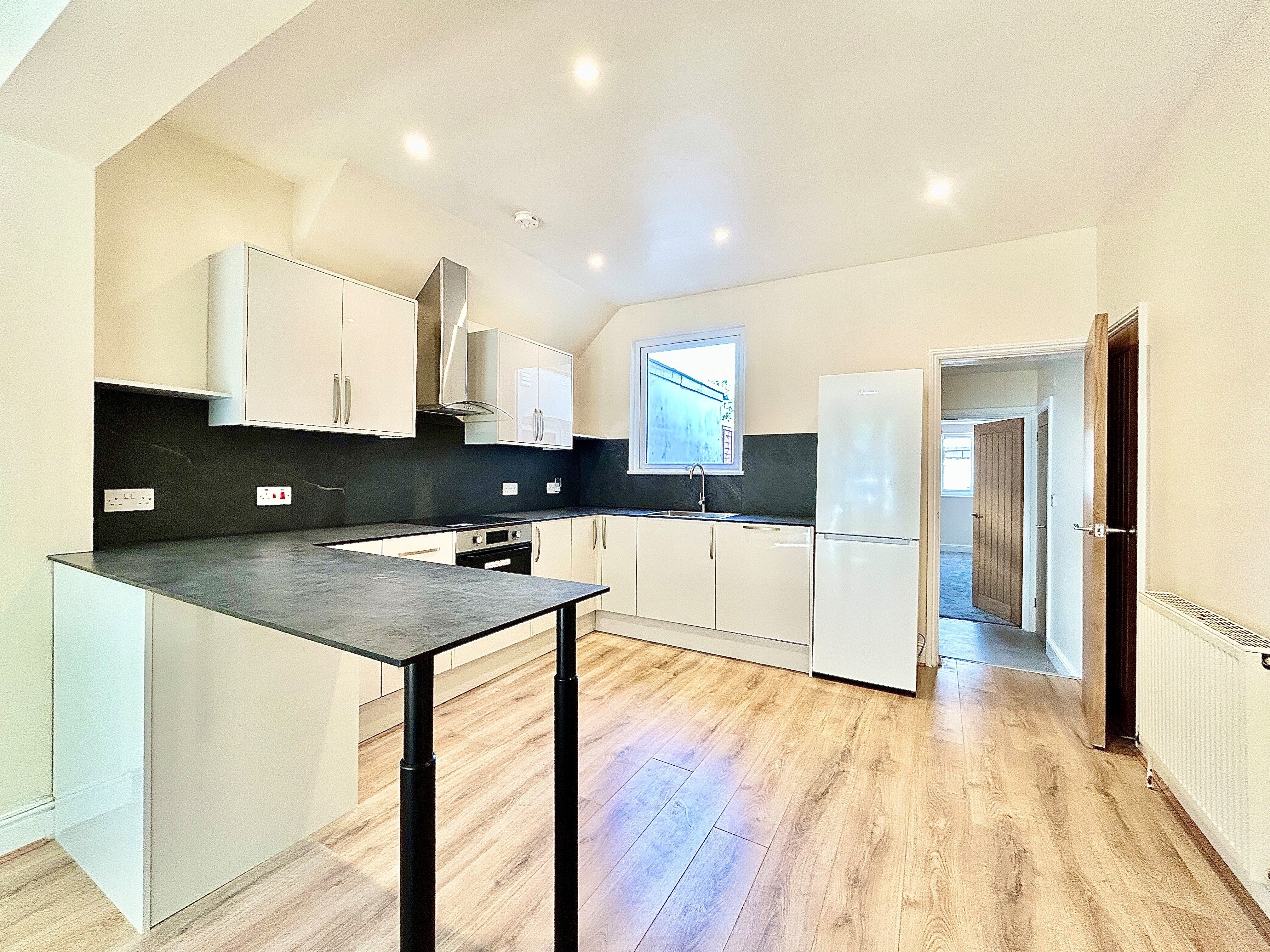 House Morley Avenue in Greater London
