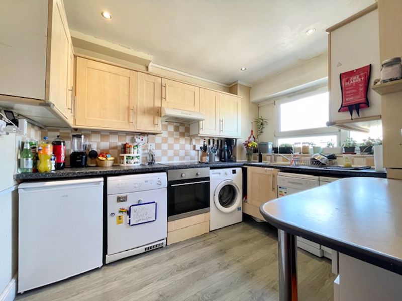Flat Grange Walk in Greater London