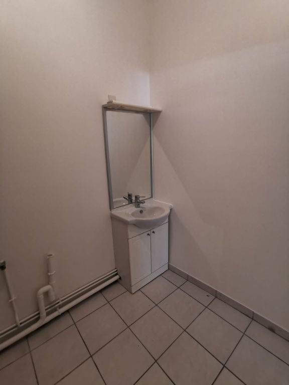 Flat Boulevard Saint-Simon in Drancy