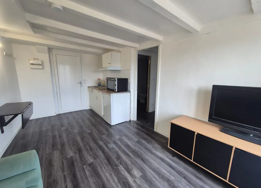 Flat Avenue Georges Guynemer in Mazamet