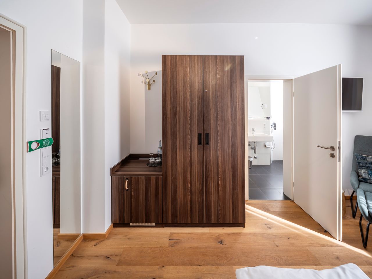 Zimmer Friedrich-Ebert-Anlage in Heidelberg