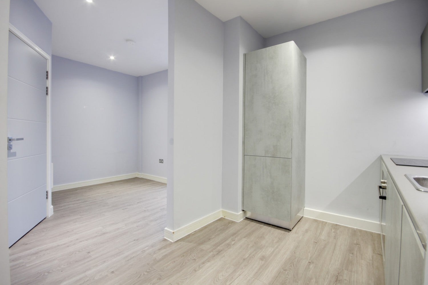 Flat The Ring in Bracknell