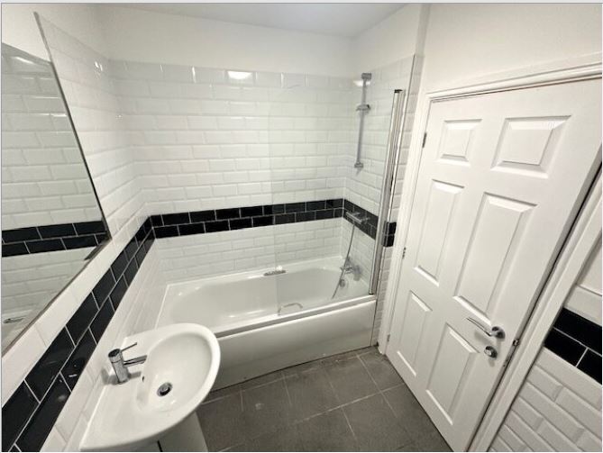 Flat Wistaston Road in Crewe
