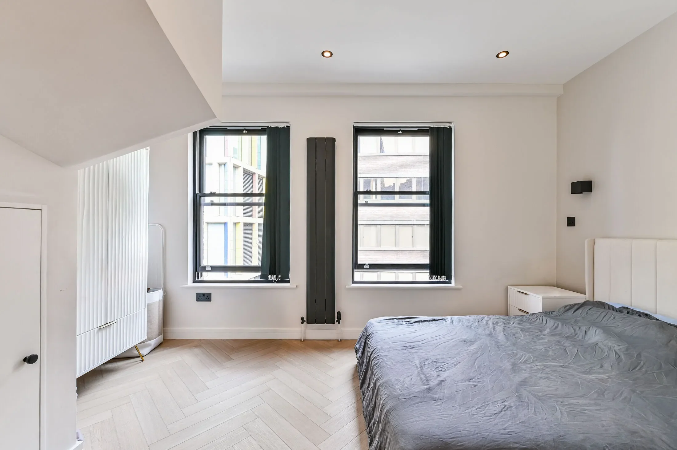 Flat Long Lane in City of London