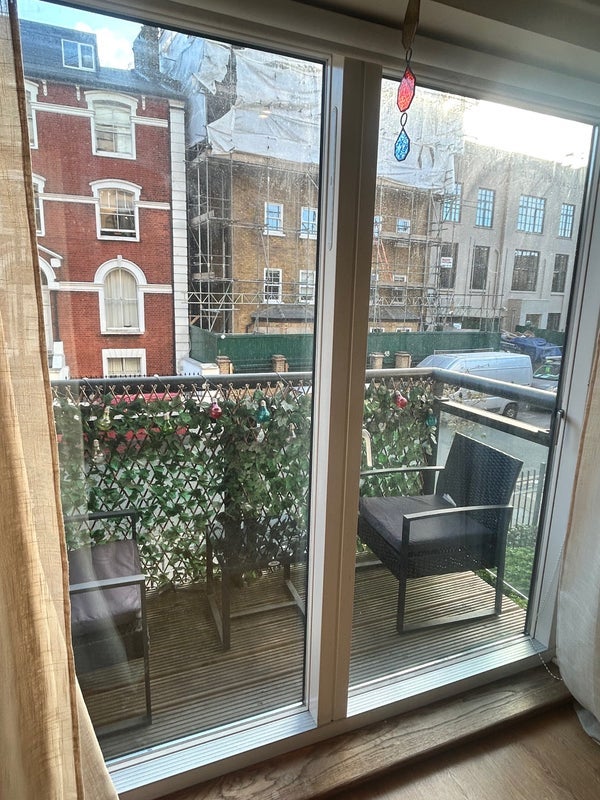 Room Tudor Road in Greater London