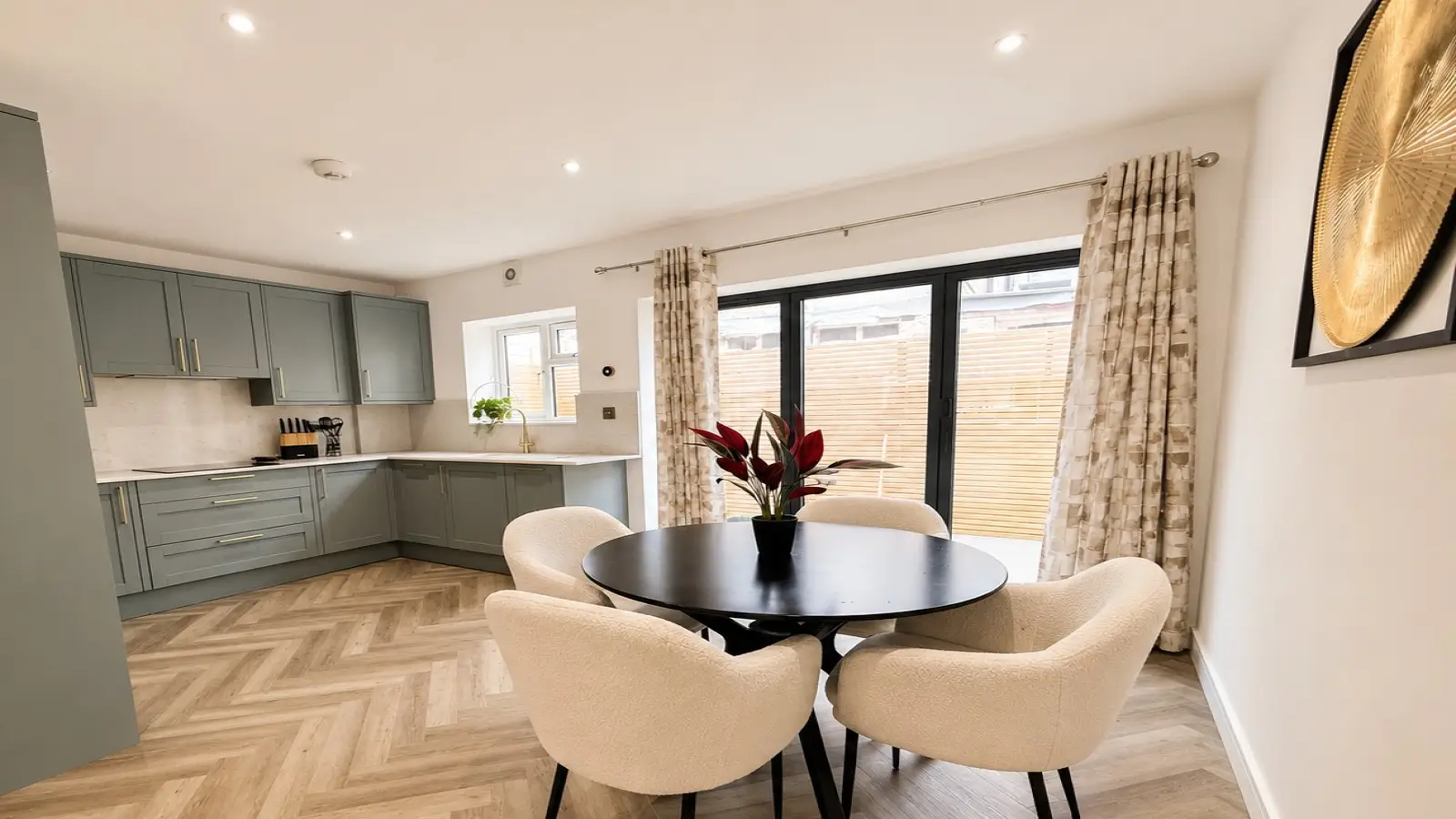 Flat Morena Street in Greater London