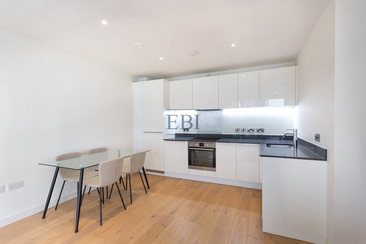 Flat Capitol Way in Greater London