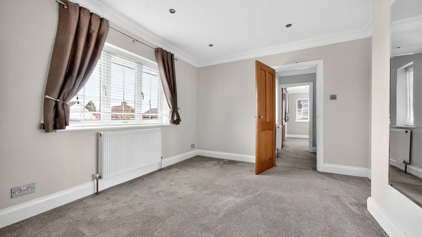 House Bradmore Way in Welwyn Hatfield