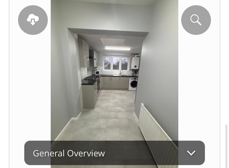 Room Burges Road in Greater London