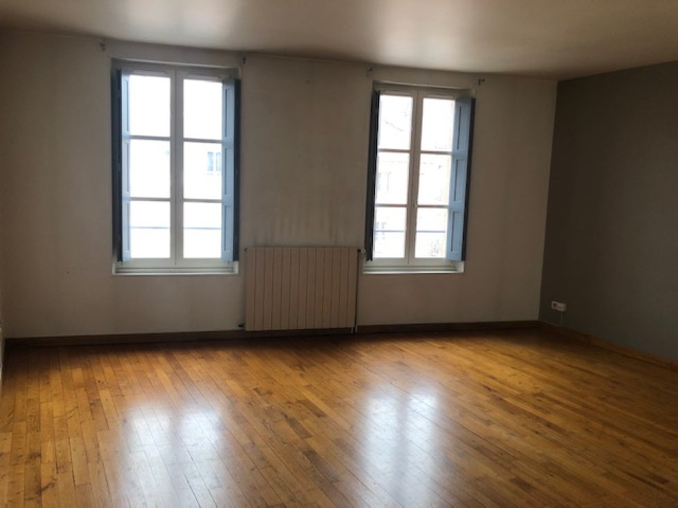 Flat Place Étienne Esquirol in Toulouse
