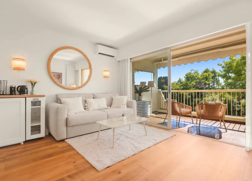 Room Rue de Terrefial in Cannes