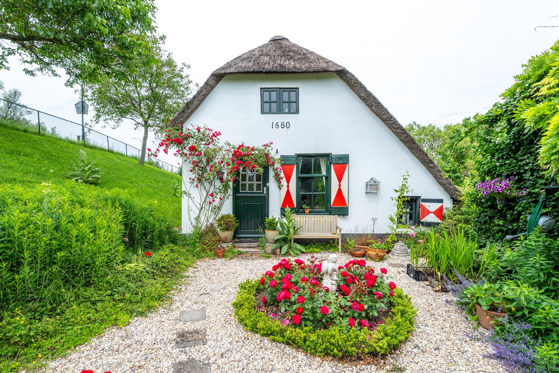 Huis Gelkenes 13 in Groot-Ammers