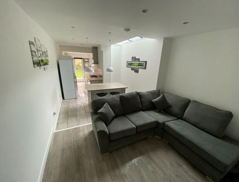 Room Northfield Road in Coventry