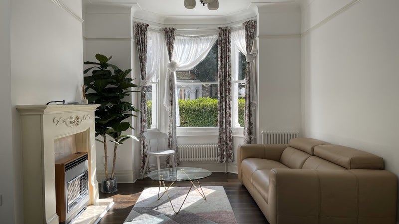 Room Taybridge Road in Greater London