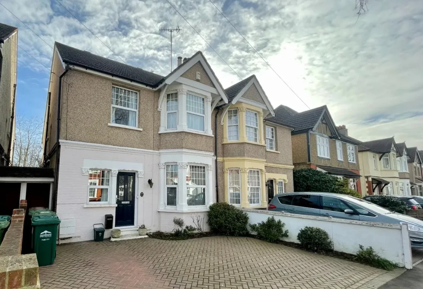 House Rosefield Road in Borough of Spelthorne