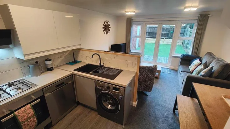 House Spitalfield Lane in Chichester