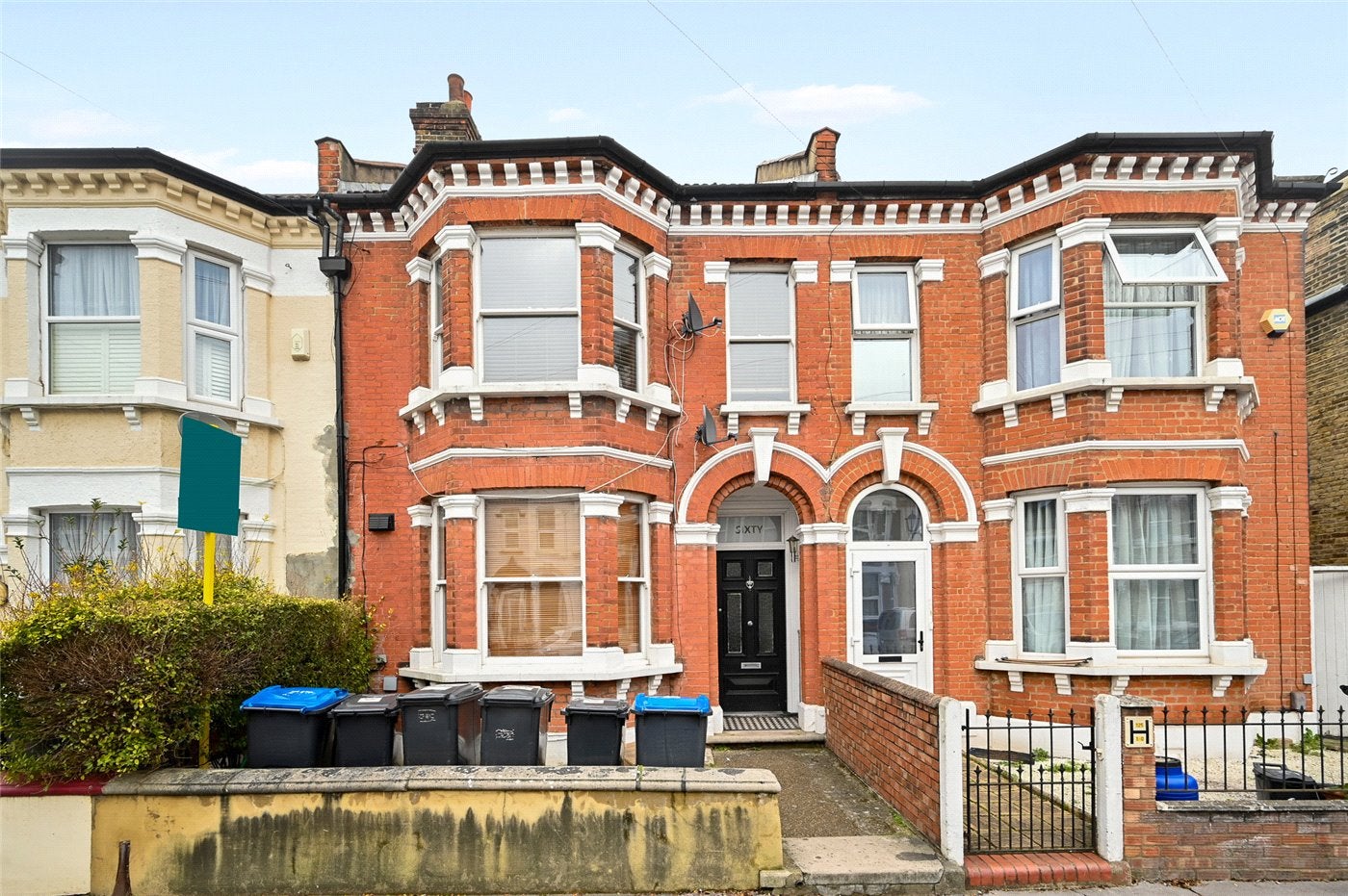 Flat Gonville Road in Greater London