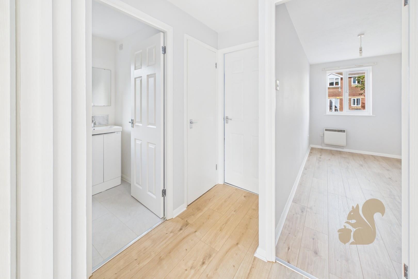 Flat Whitehall Close in Colchester