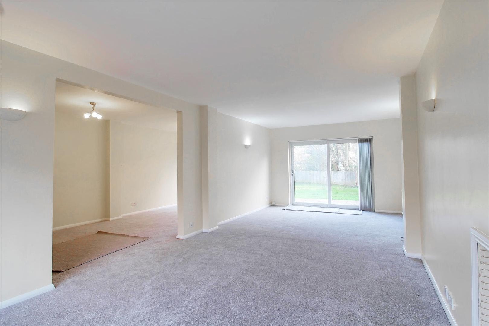 House Calder Avenue in Welwyn Hatfield