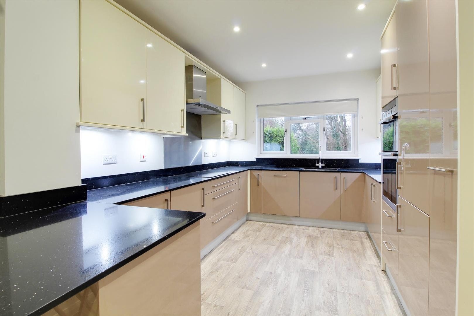 House Calder Avenue in Welwyn Hatfield