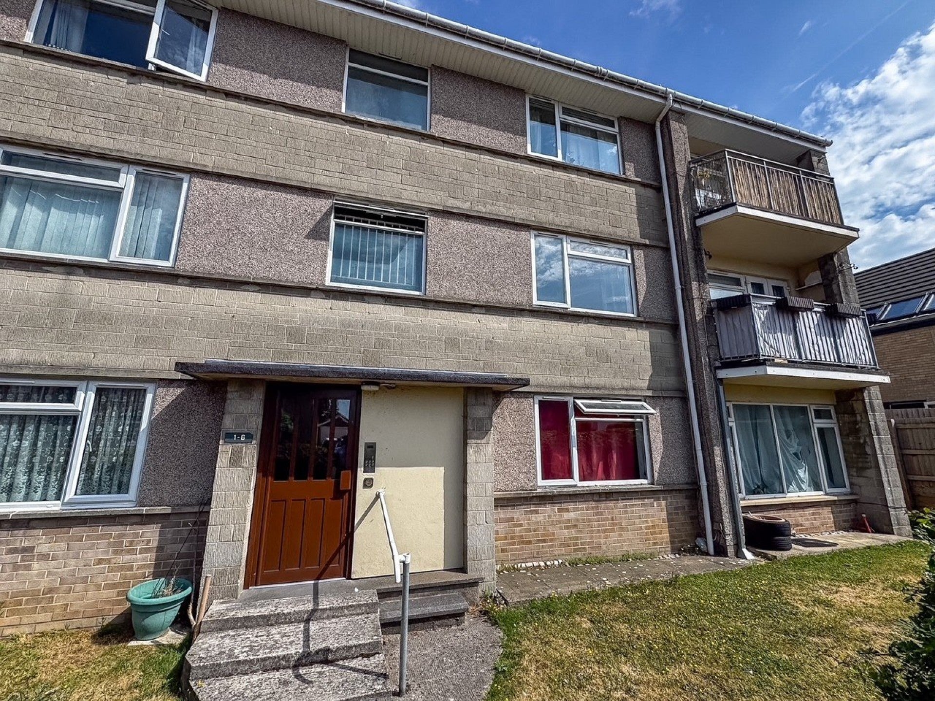 Flat French Close in Nailsea