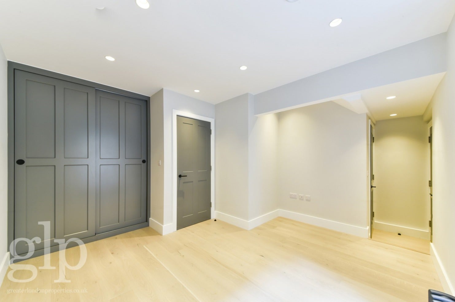 Flat Berwick Street in City of Westminster