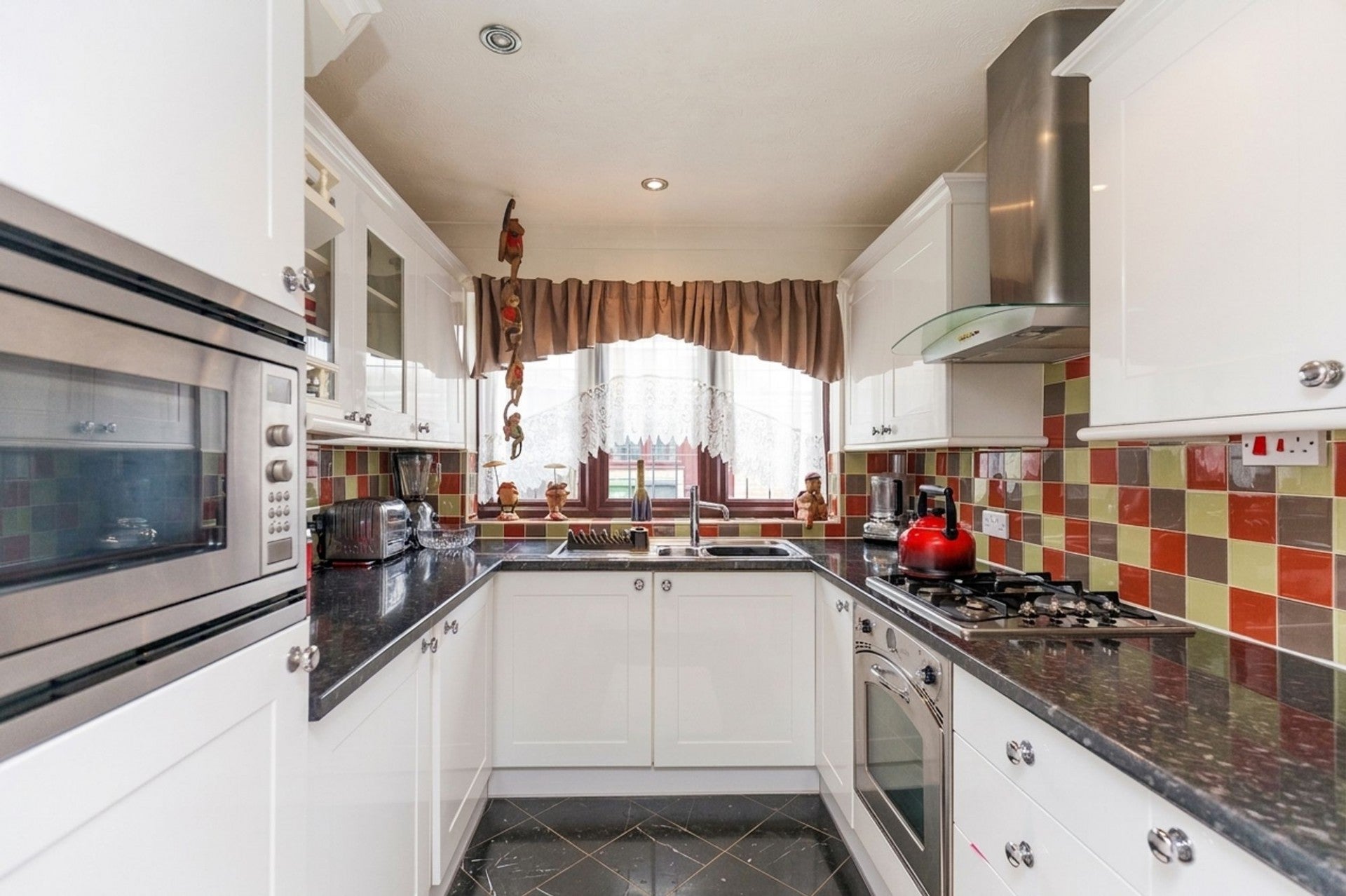 House Caynham Close in Redditch
