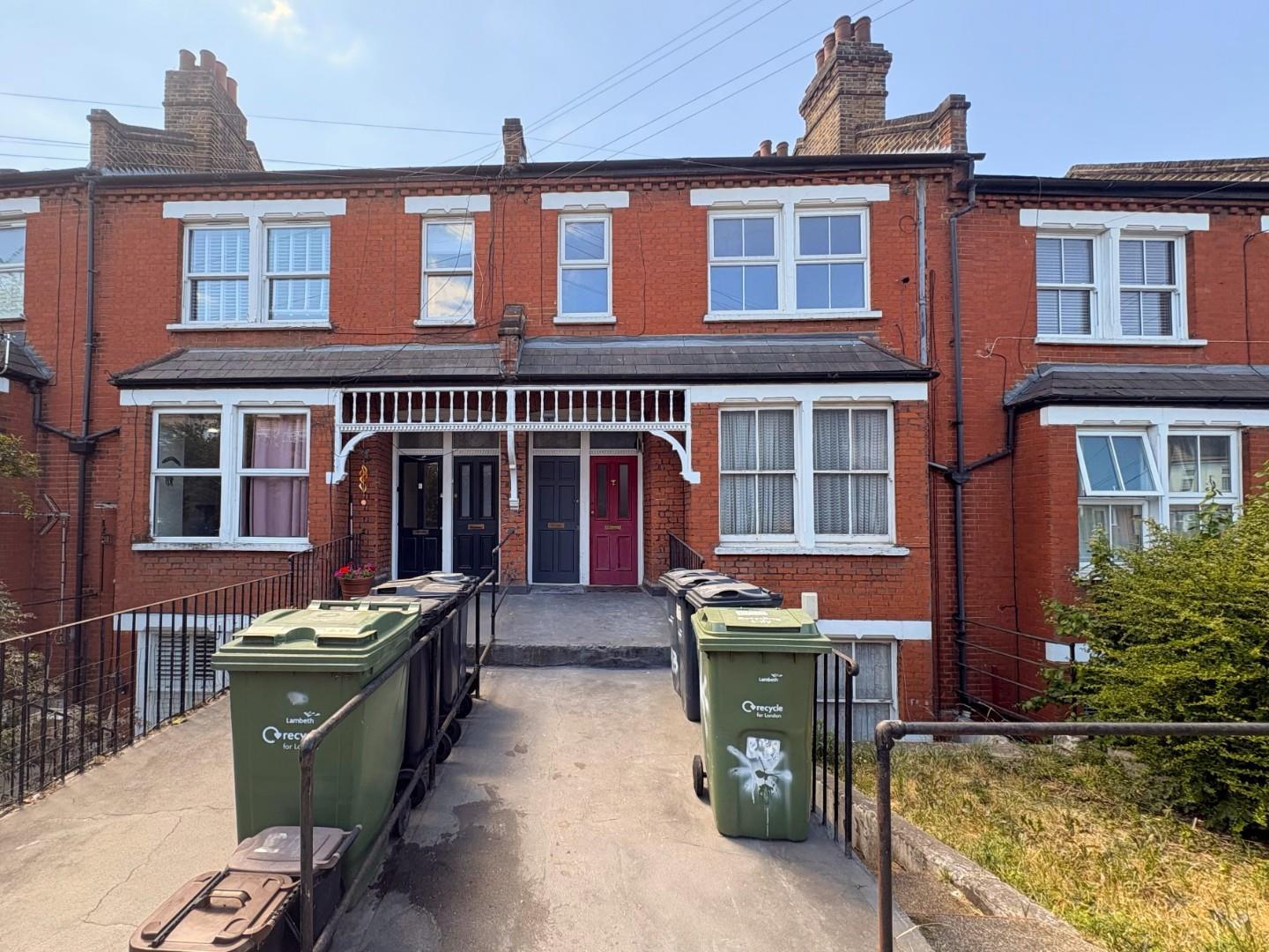 Flat Auckland Hill in Greater London