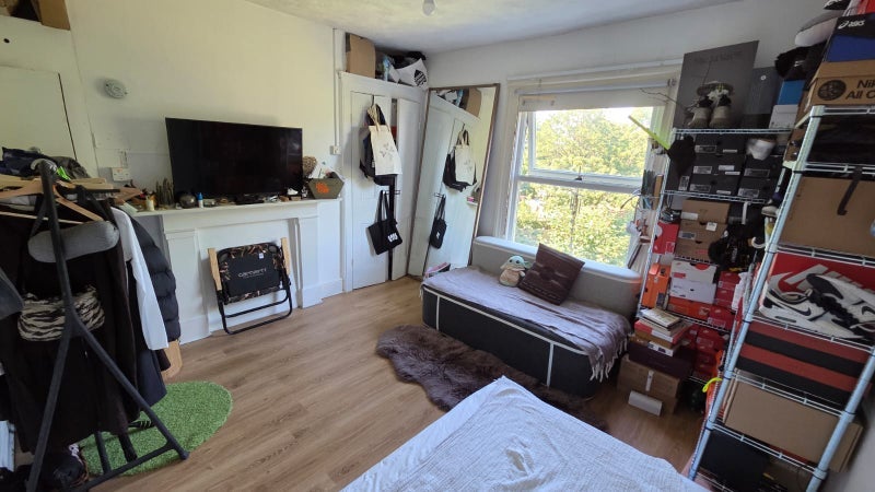 Room Tressillian Crescent in Greater London