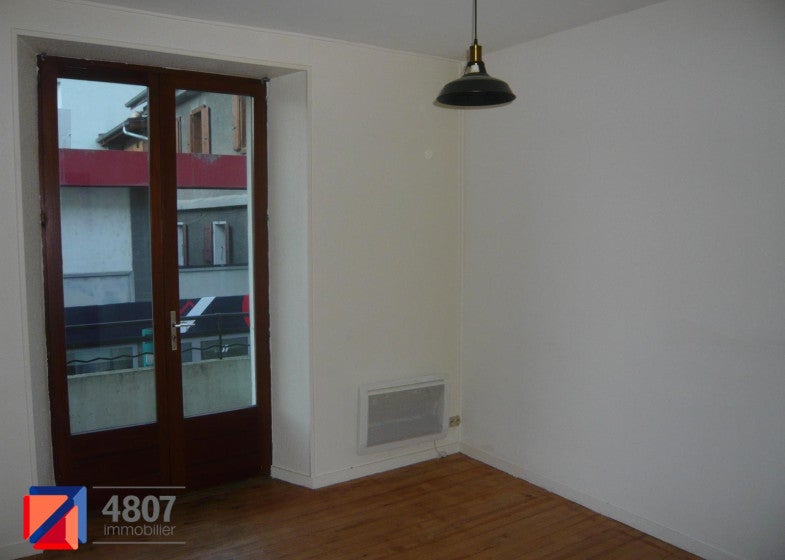 Appartement Rue Claude Hugard à Cluses