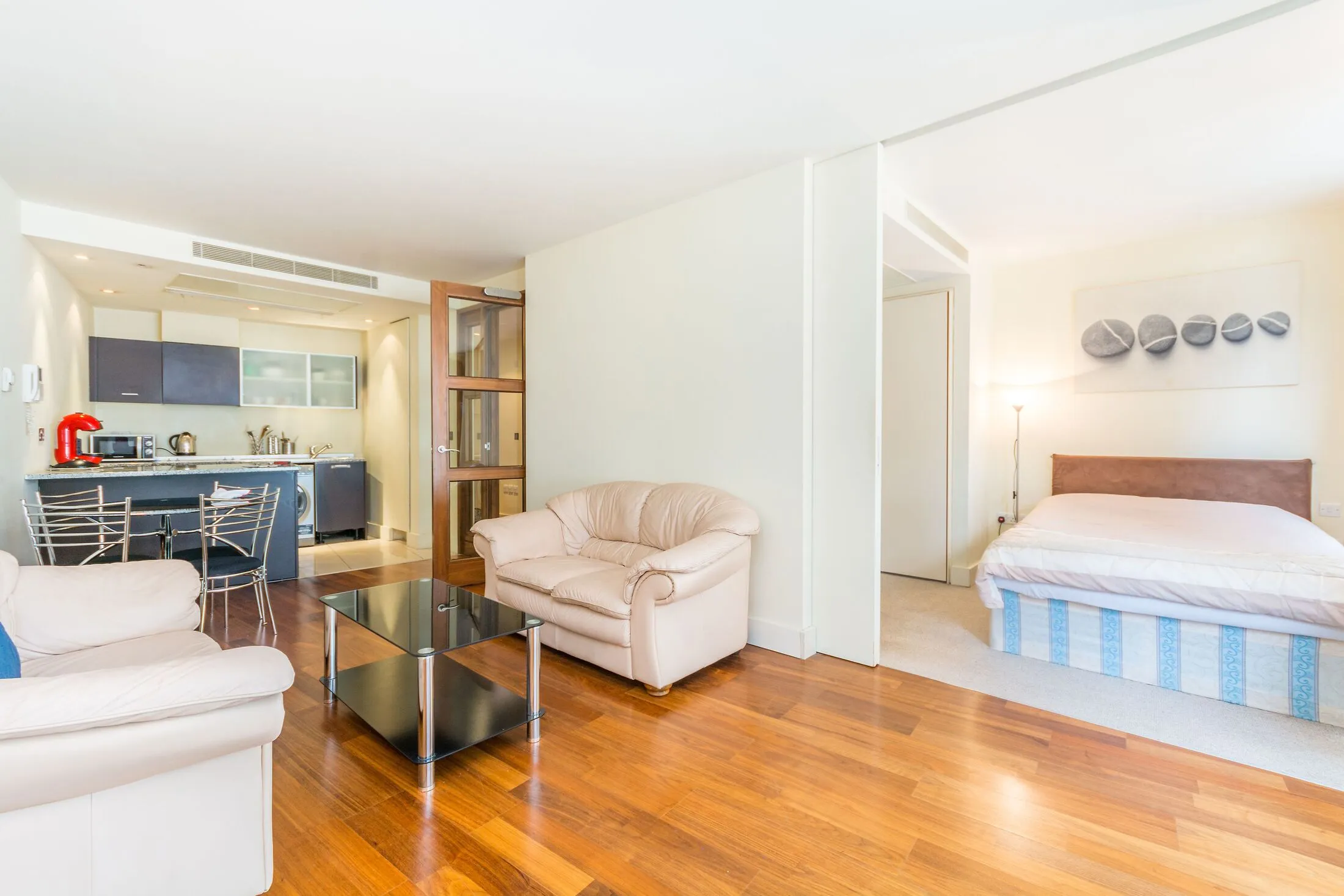 Flat Praed Street in City of Westminster