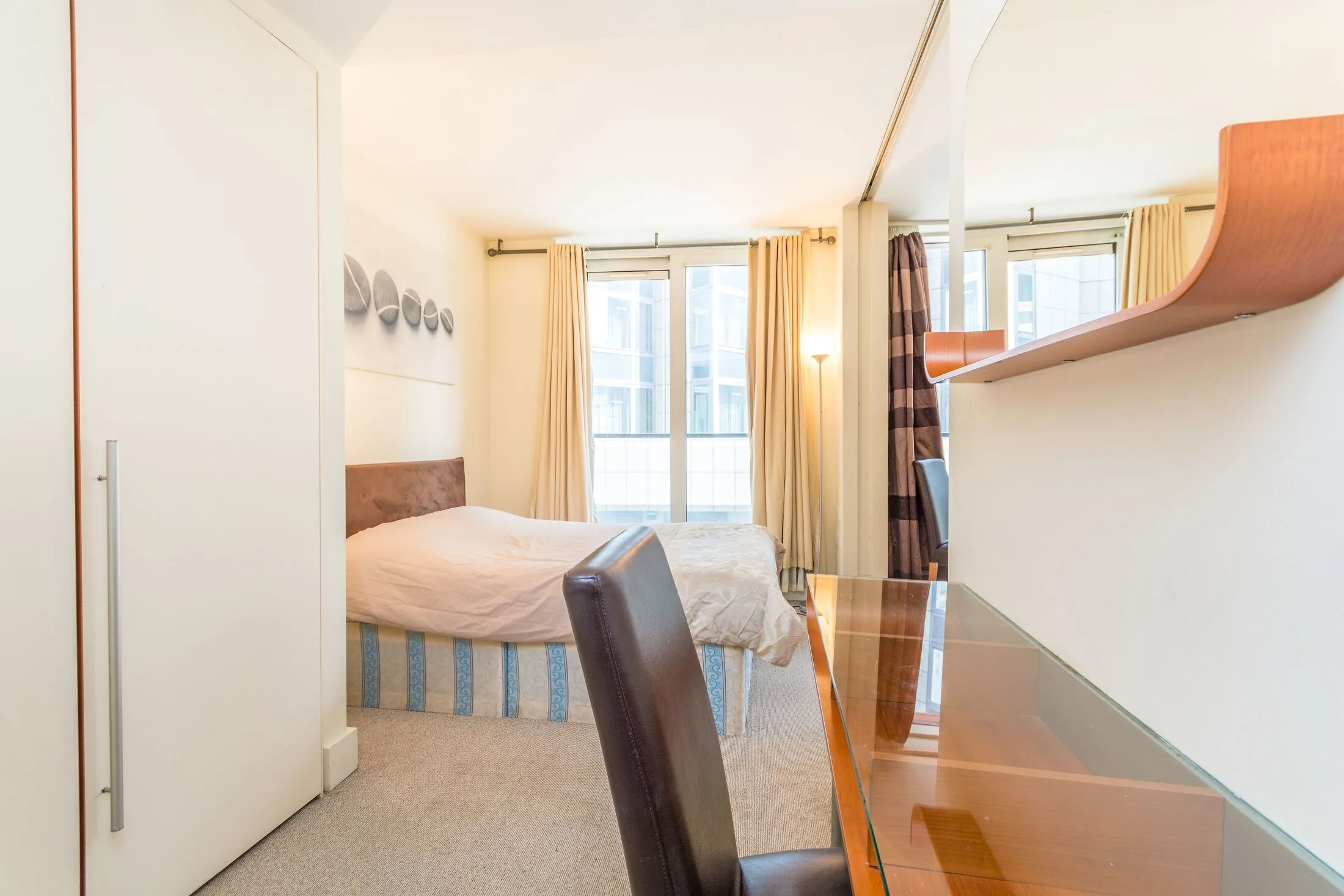 Flat Praed Street in City of Westminster