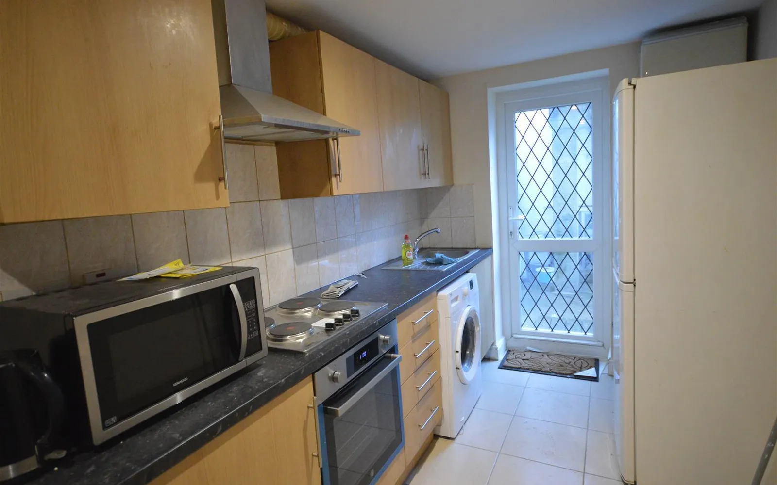 Flat Carnoustie Drive in Greater London