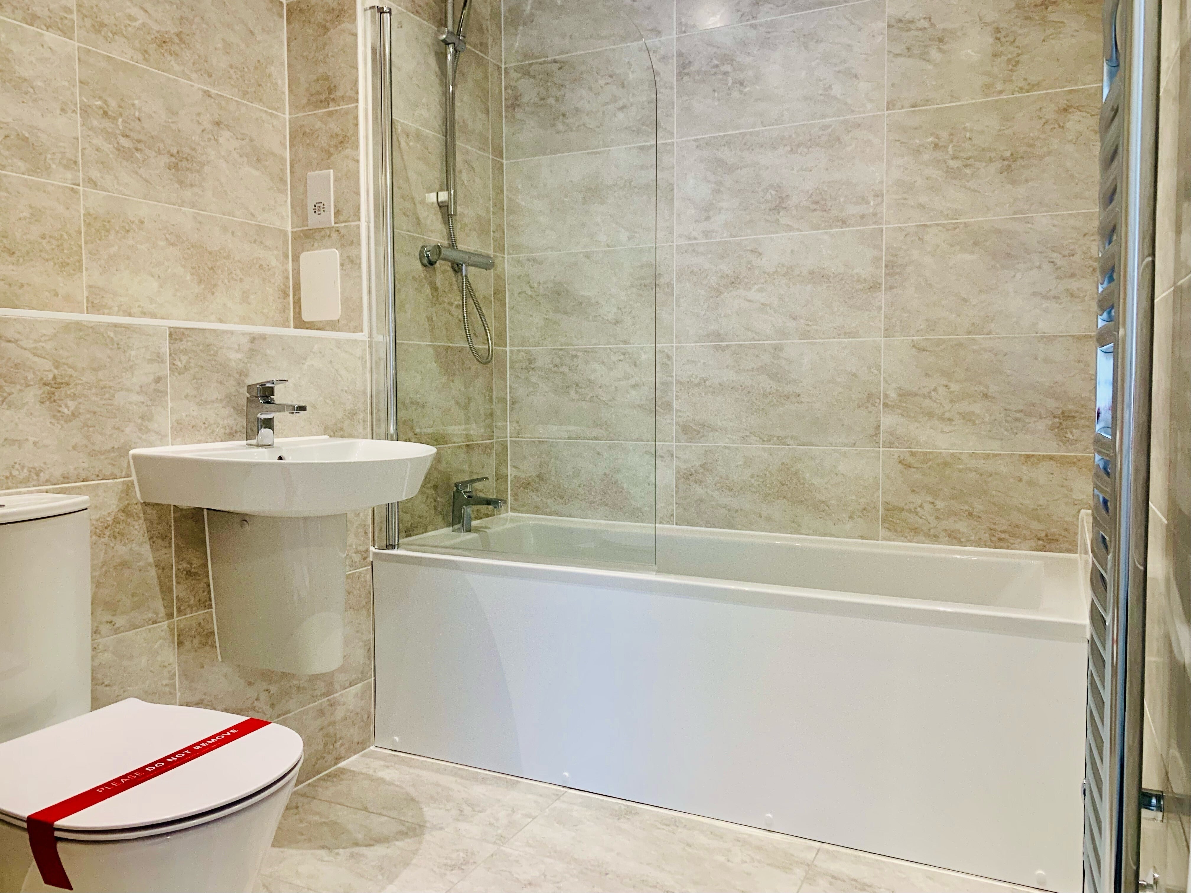 Flat Rixson Road in Ebbsfleet Garden City