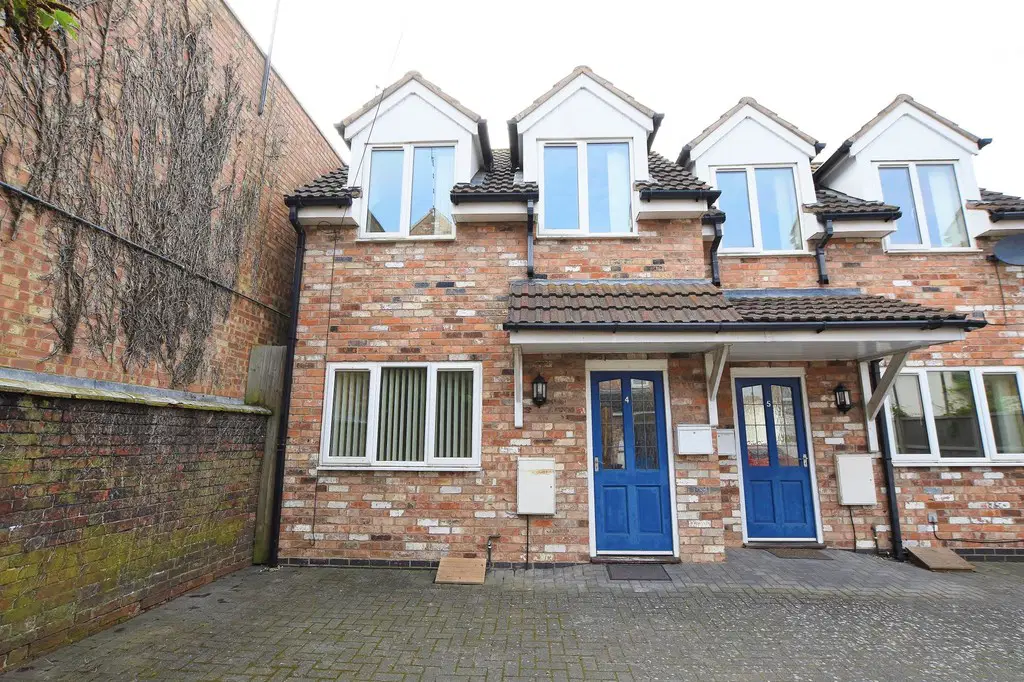 Flat William Street in Rugby