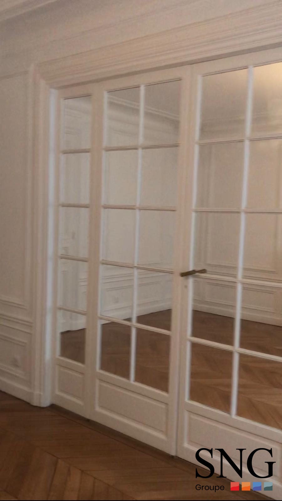 Flat Rue Anatole de la Forge in Paris