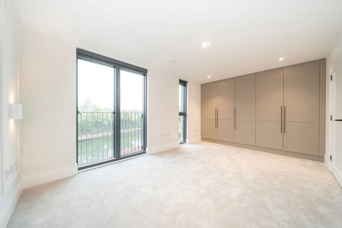 House Bryanston Close in Greater London