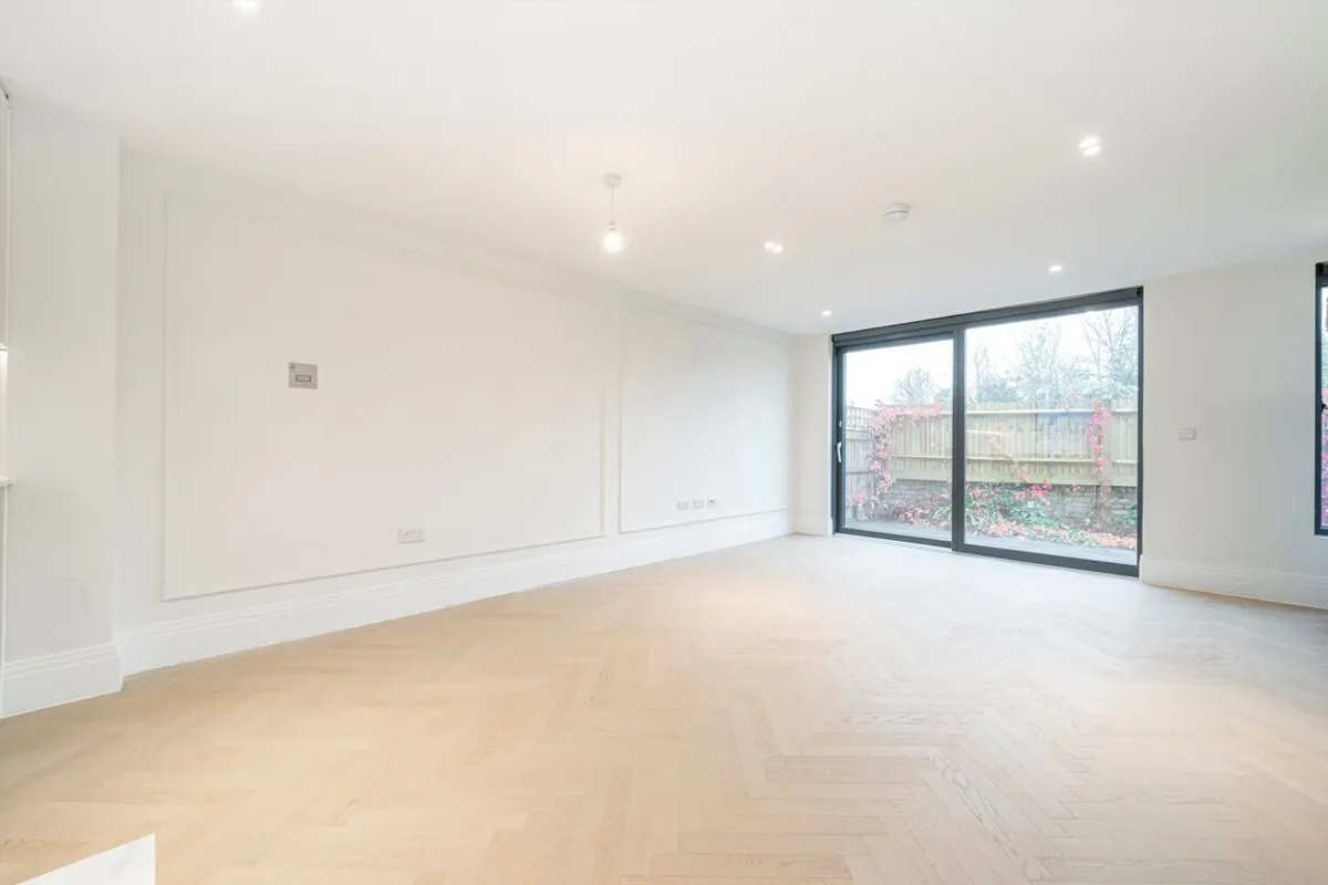 House Bryanston Close in Greater London